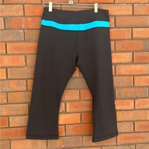Women’s cropped Lululemon leggings